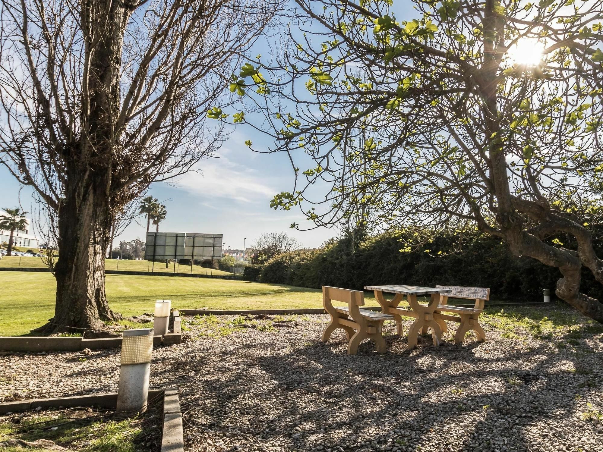 Отель Campanile Lisboa Sud - Сетубал Экстерьер фото